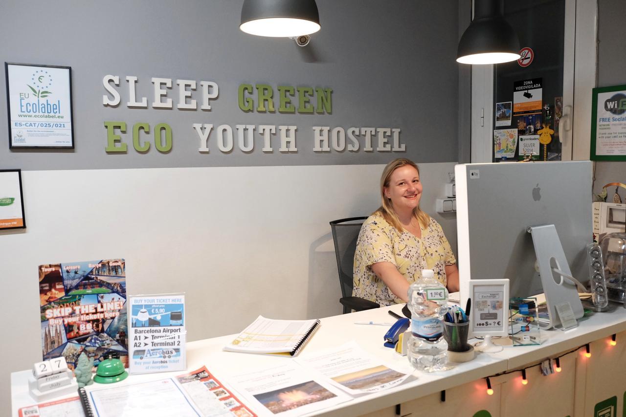 Sleep Green - Certified Eco Youth Hostel Barcellona Esterno foto