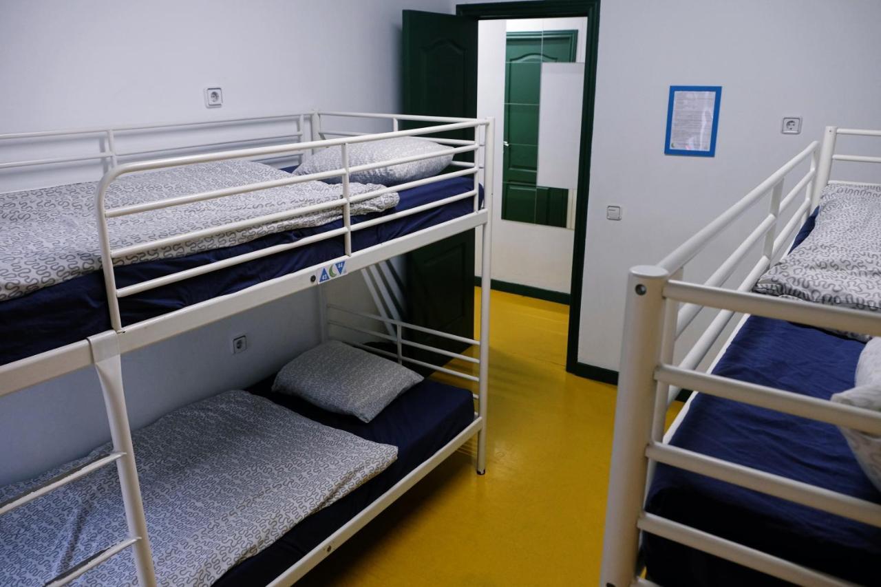 Sleep Green - Certified Eco Youth Hostel Barcellona Esterno foto
